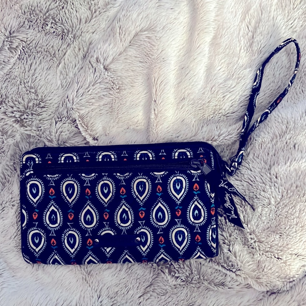 Vera Bradley wallet/wristlet
